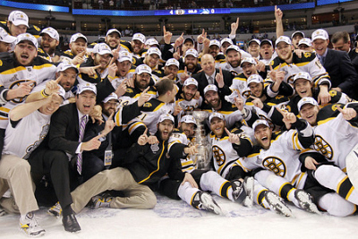 BetOnHockey Bruins Team Cup 400x267.jpg